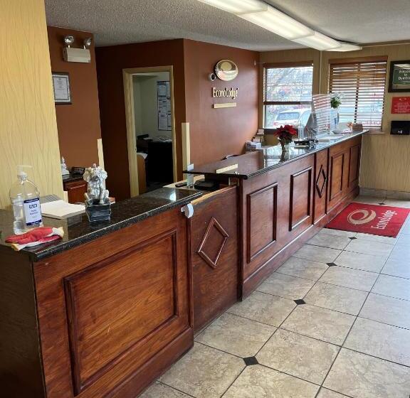 汽车旅馆  Red Carpet Inn