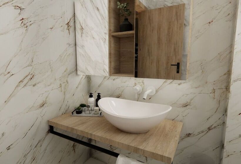 Nalu Luxury Suites