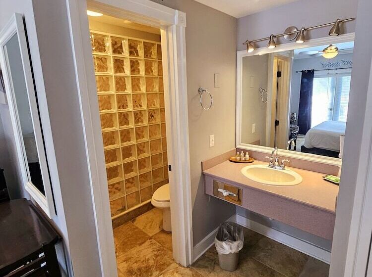 پانسیون Bishop Hotel Key West