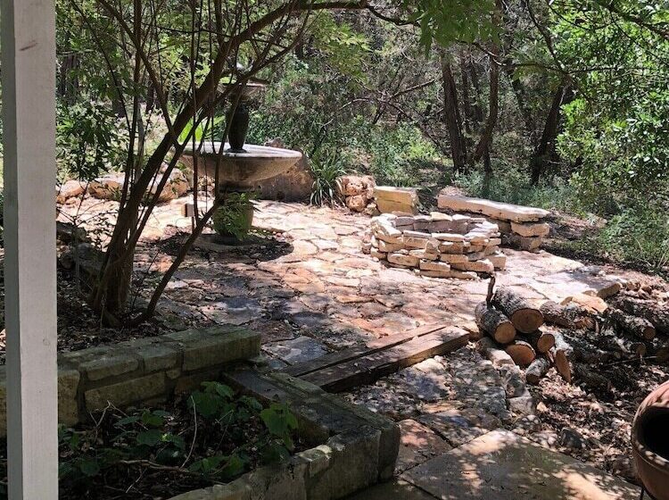 پانسیون Mystic Hill Suites