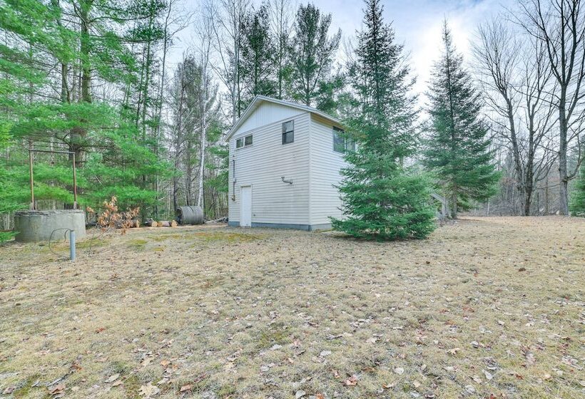 Pet Friendly Alger Cabin   Close To The River!