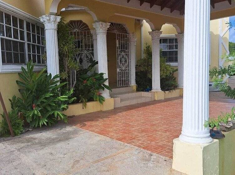 اقامتگاه Affordable Rooms At Greensview