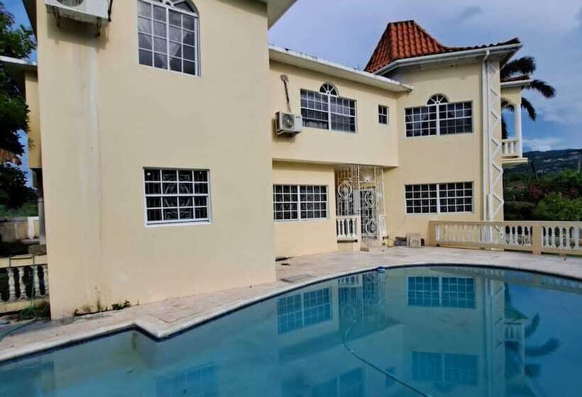 اقامتگاه Affordable Rooms At Greensview