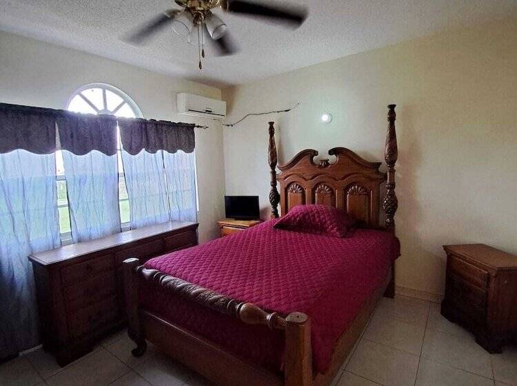 اقامتگاه Affordable Rooms At Greensview