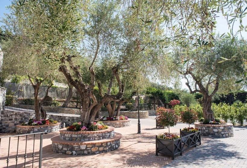 استراحتگاه Villaggio Edy