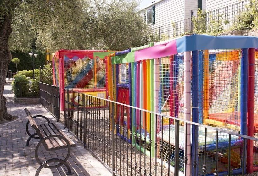 استراحتگاه Villaggio Edy