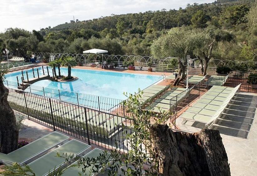 استراحتگاه Villaggio Edy