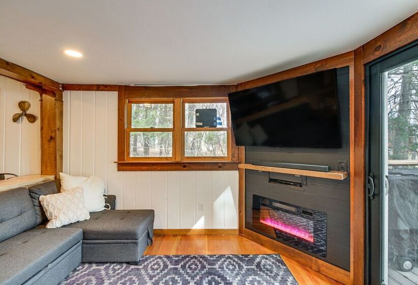 Waterfront Duluth Cabin W/ Deck & River View!