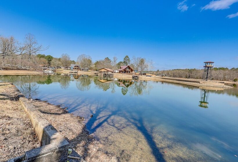 Waterfront Home On Lake Hamilton W/ Dock & 2 Decks