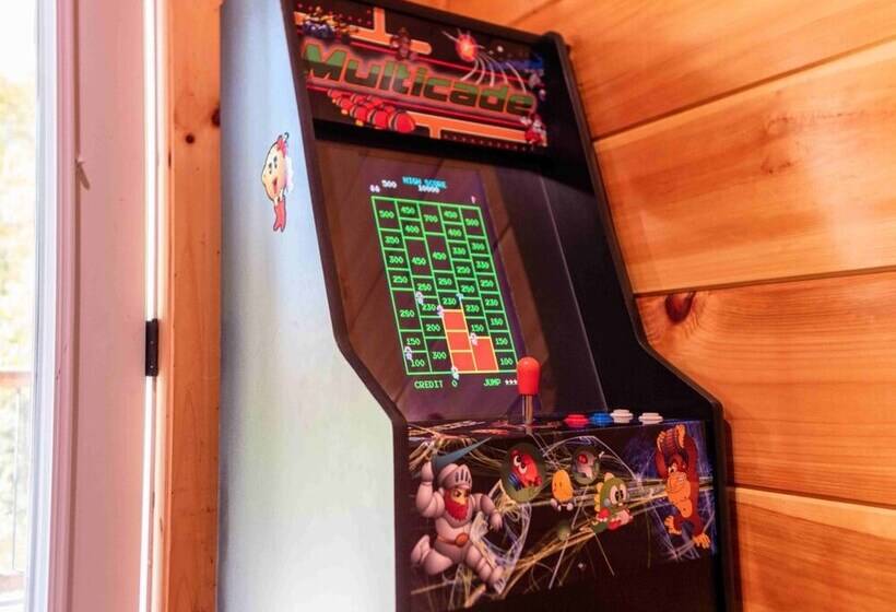 Whispering Pines Retreat By Ghosal Luxury Lodging