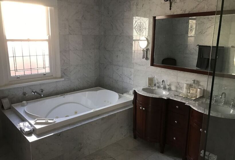 مبيت وإفطار Freeman On Ford