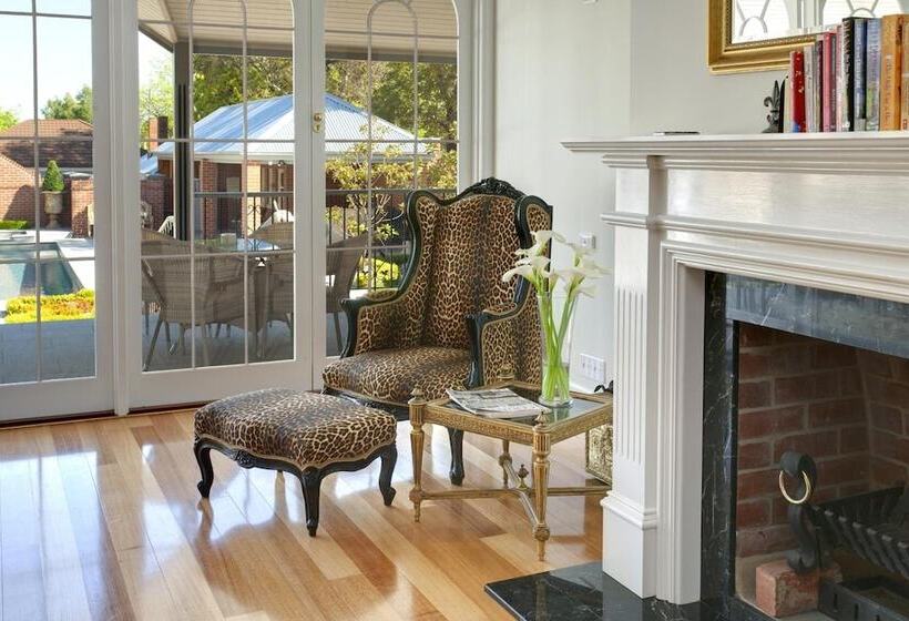 مبيت وإفطار Freeman On Ford