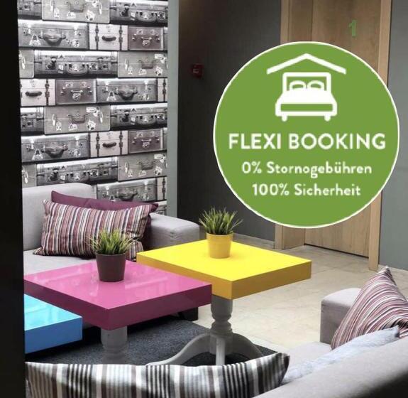 هتل Executive Rooms And Suites Play