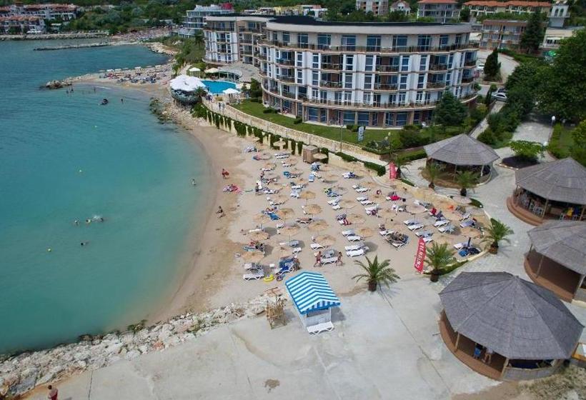 هتل Royal Bay Resort   All Inclusive And Free Beach Accsess