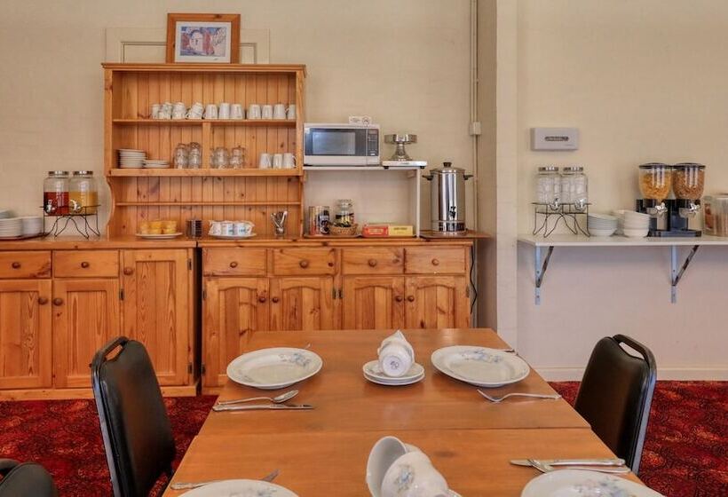 汽车旅馆  Bishops Lodge Narrandera