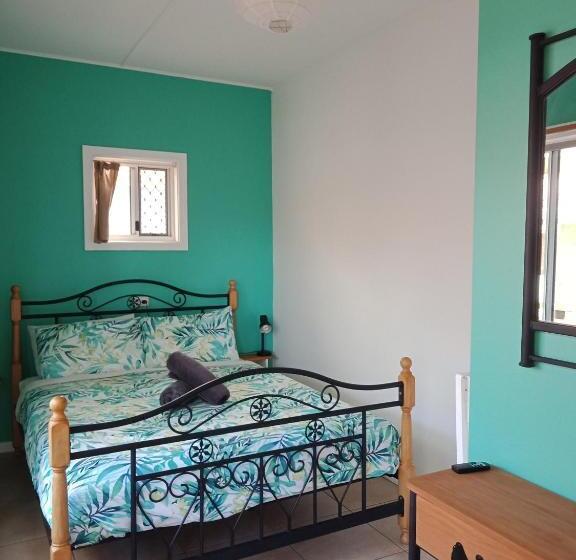 هاستل Ozzie Pozzie Backpackers   Port Macquarie Yha