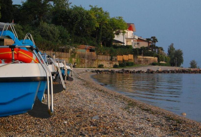 تختخواب و صبحانه Relais Corte Bergamini