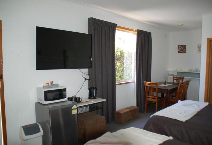 Calder Motel