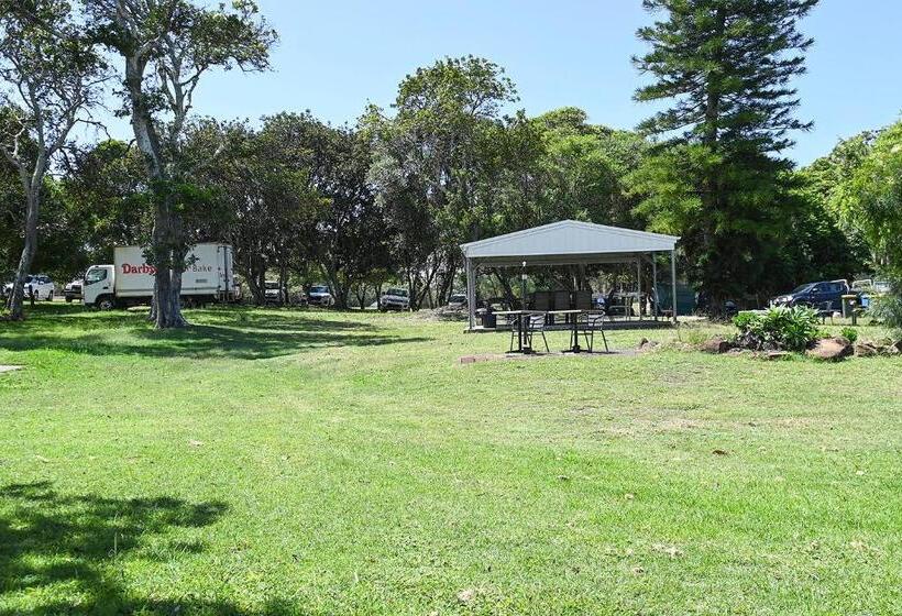 Fern Bay Motel