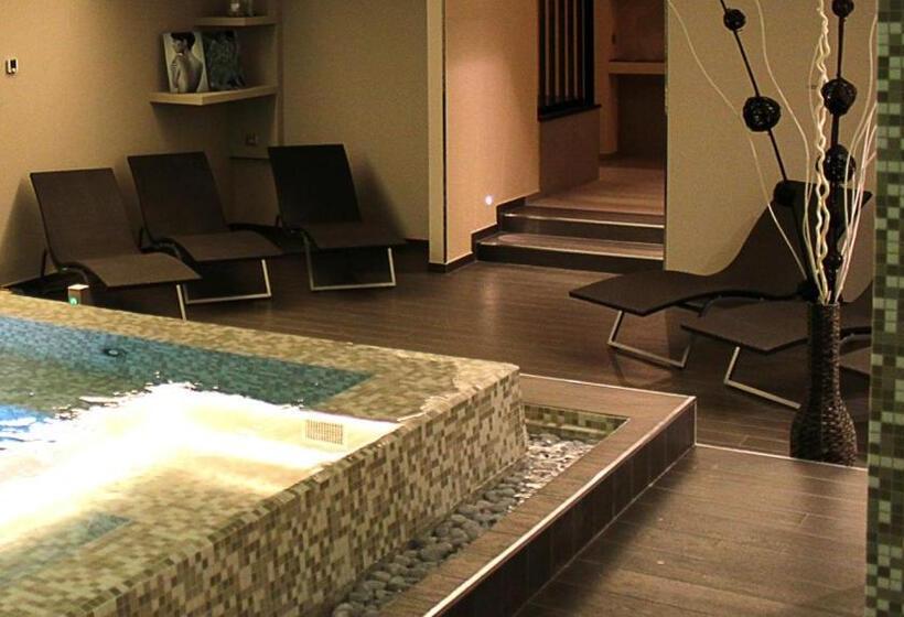 هتل 4 Venti Spa & Wellness
