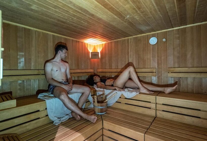 هتل Alpenrose Wellness