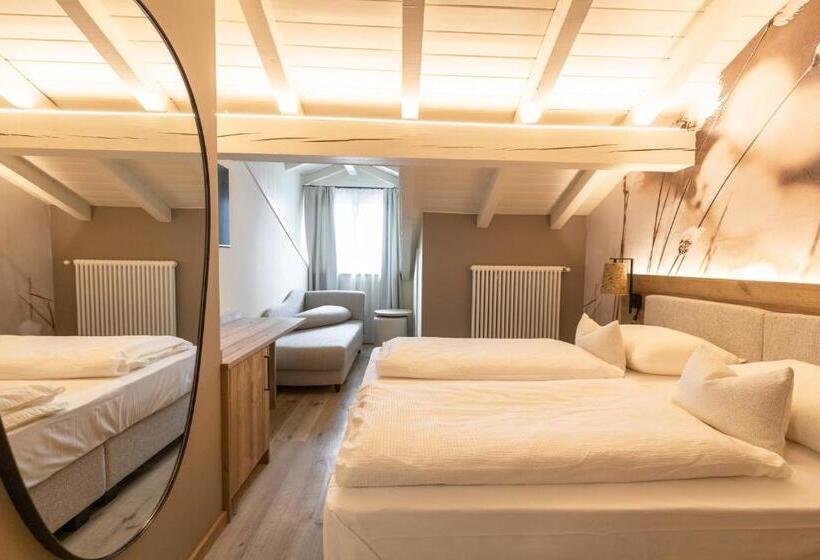 هتل Alpenrose Wellness