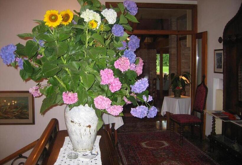 هتل Del Parco Ristorante Loris