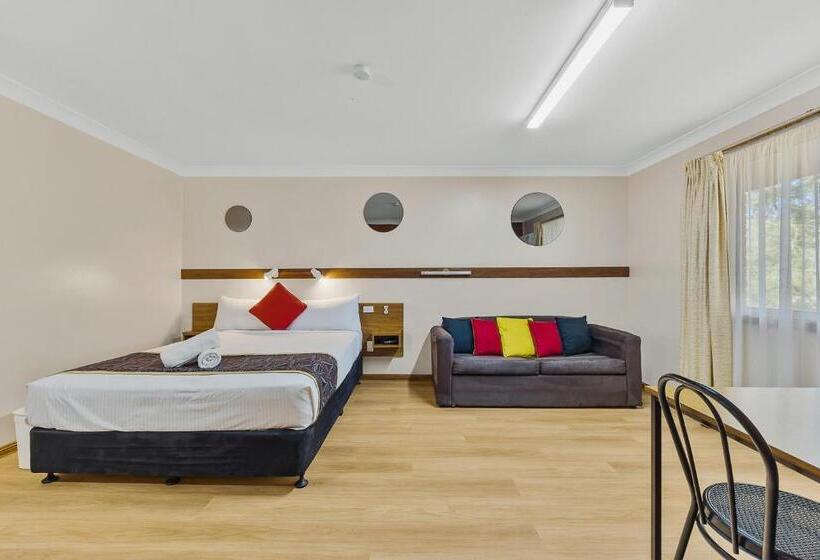 Мотель Castlereagh Motor Inn