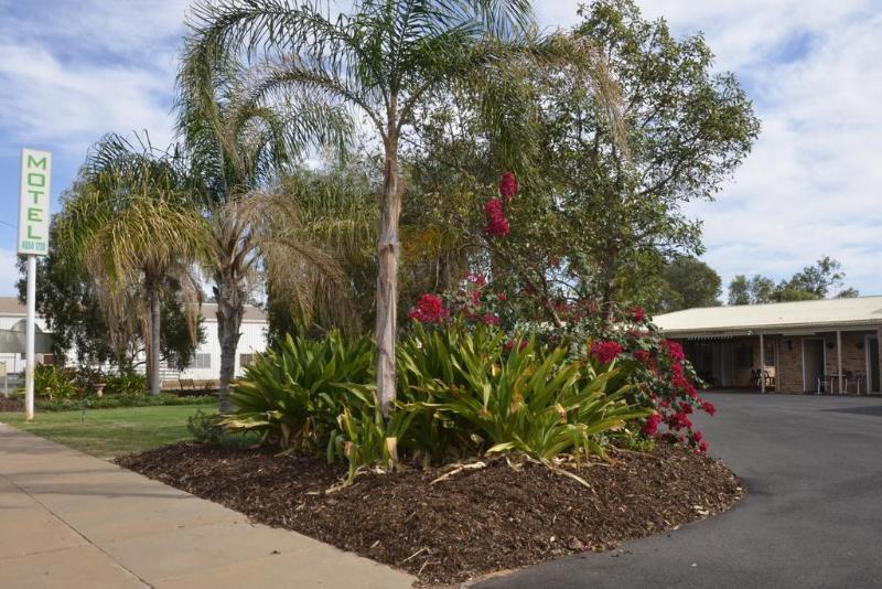 مُتل Charleville Waltzing Matilda Motor Inn