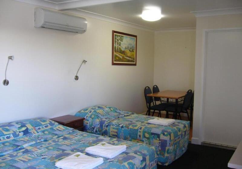 مُتل Charleville Waltzing Matilda Motor Inn