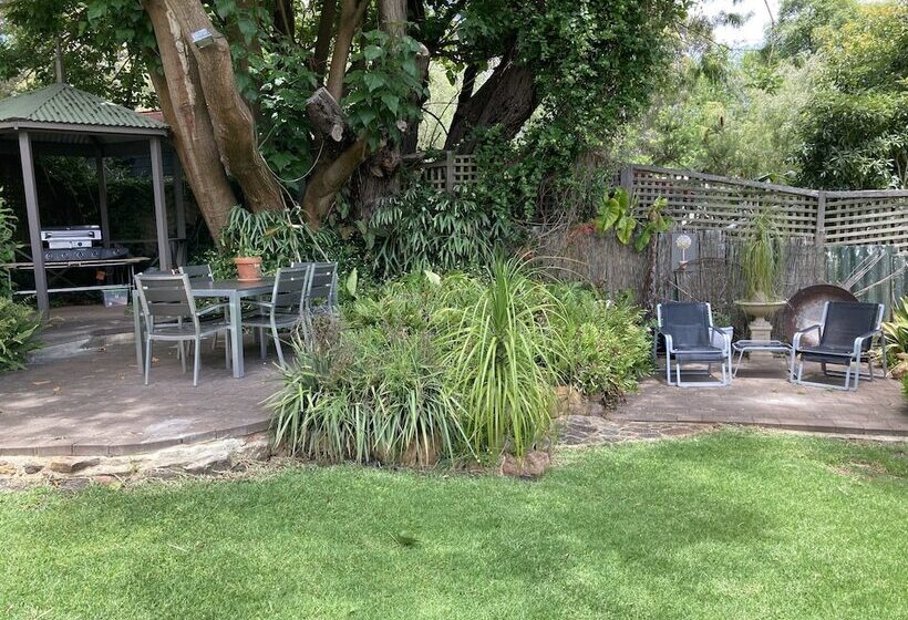 Edge Of The Forest Motel