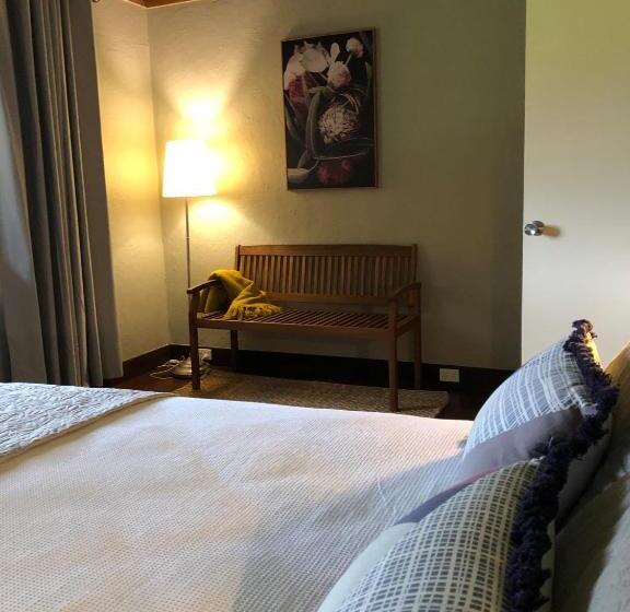 אתר נופש Clover Cottage Country Retreat