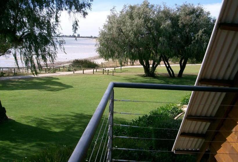 אתר נופש Whalers Cove Villas