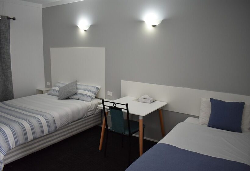 Riviana Motel