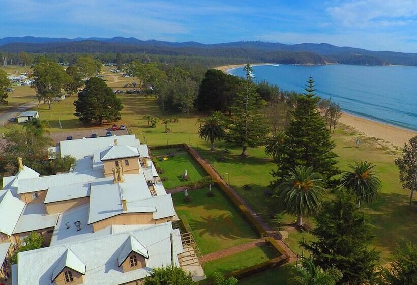 Seahorse Inn Hotel & Villas