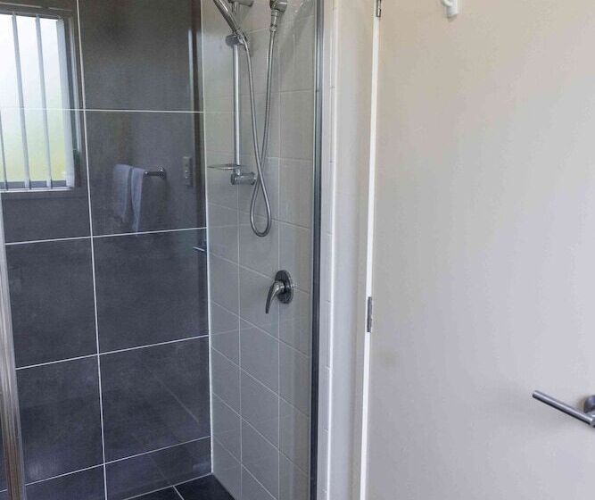 Wynnum Anchor Motel