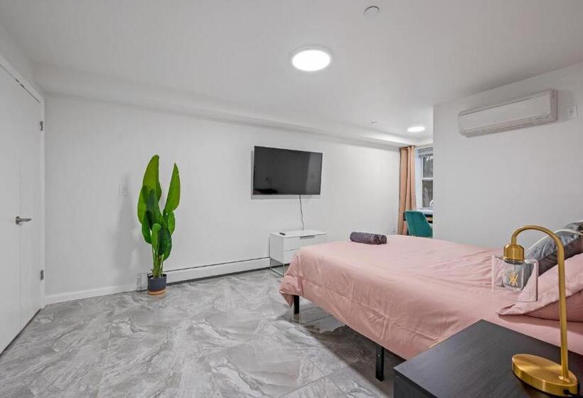هتل Upper East Side Luxury 3br 2b 1700 Square Feet