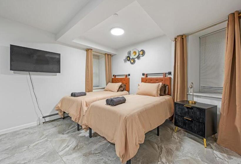 هتل Upper East Side Luxury 3br 2b 1700 Square Feet