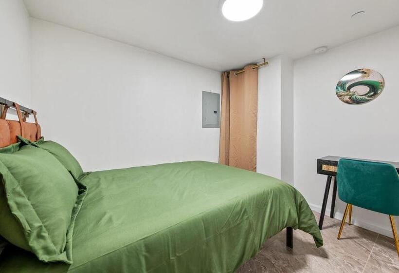 هتل Upper East Side Luxury 3br 2b 1700 Square Feet