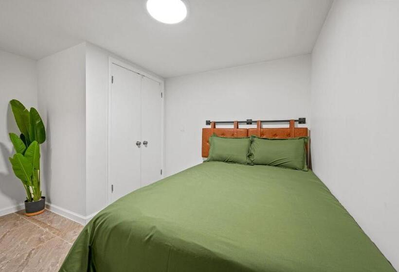 هتل Upper East Side Luxury 3br 2b 1700 Square Feet