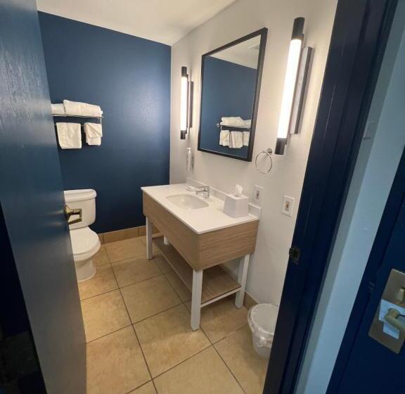 هتل Welcome Inn & Suites East Chase/pike Road