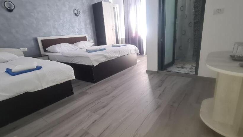 پانسیون Casa Alexander