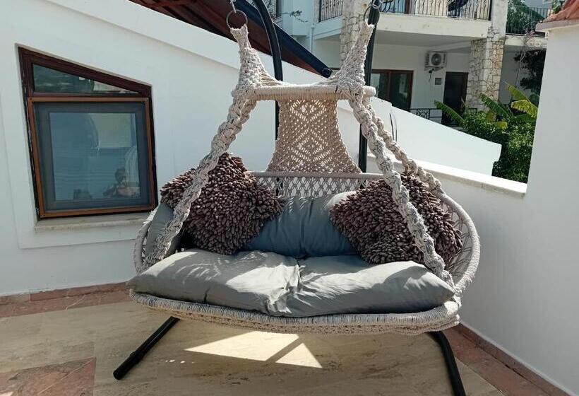 تختخواب و صبحانه Villa Sandarra Kalkan