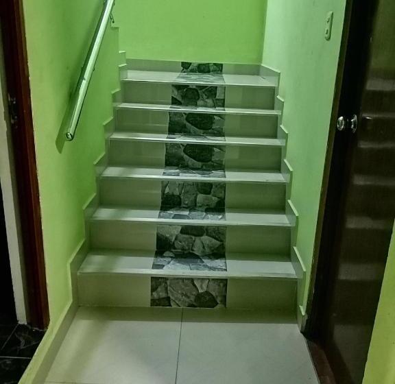 هاستل Hostal
