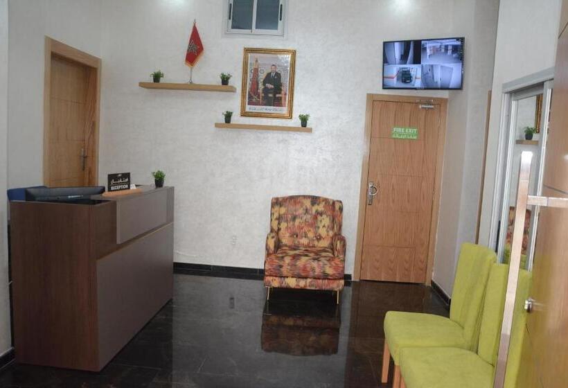 هاستل Town Rooms