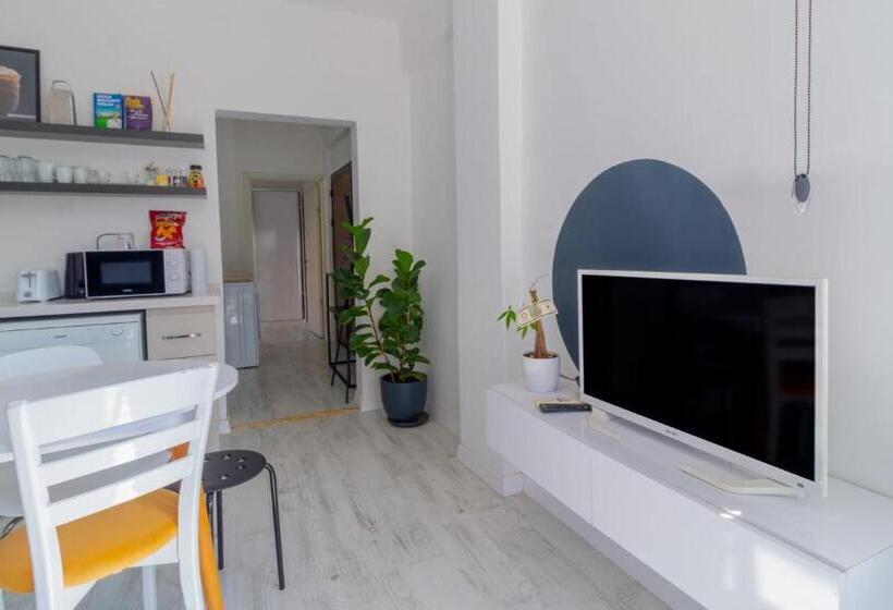 Alex Suites Lara