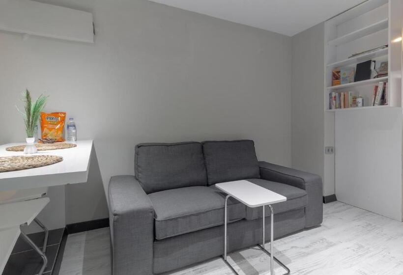 Alex Suites Lara
