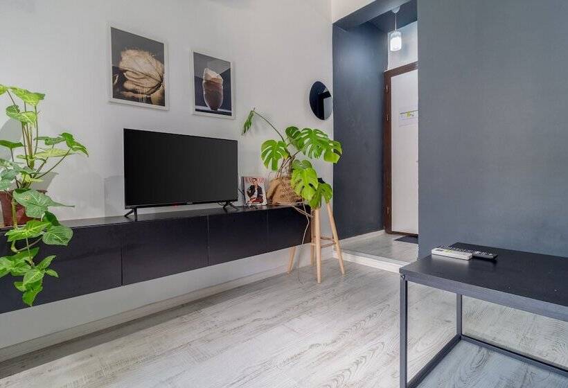 Alex Suites Lara