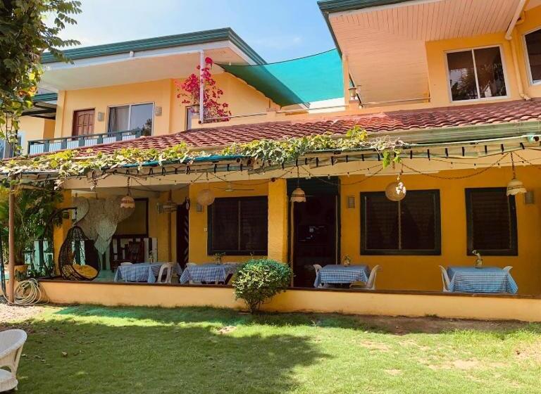 Nocleg ze śniadaniem Abihon Hoferhaus Mactan Guesthouse
