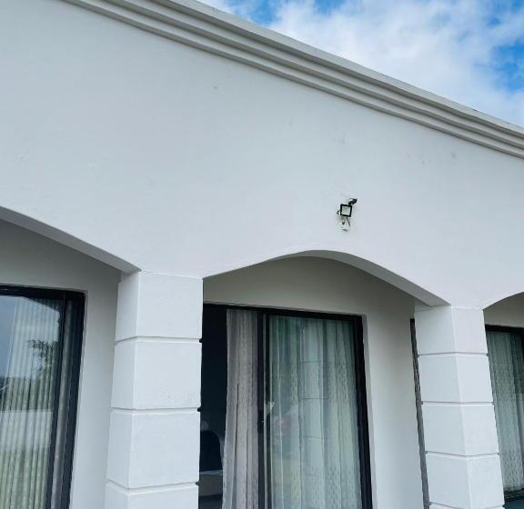 Bed and Breakfast Seabreeze Relaxa Bnb